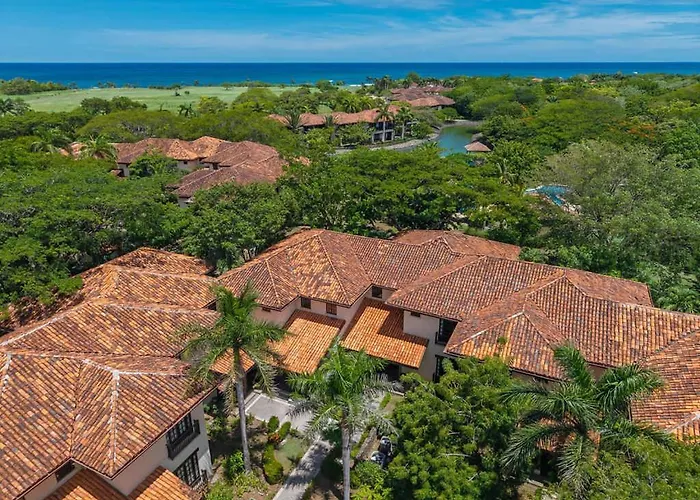 Tropical In Hacienda Pinilla Playa Avellana