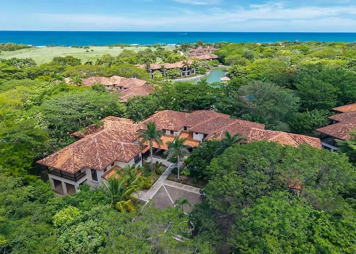 Tropical In Hacienda Pinilla Playa Avellana